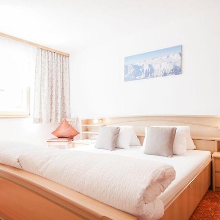 Apart Astoria Капл Екстериор снимка